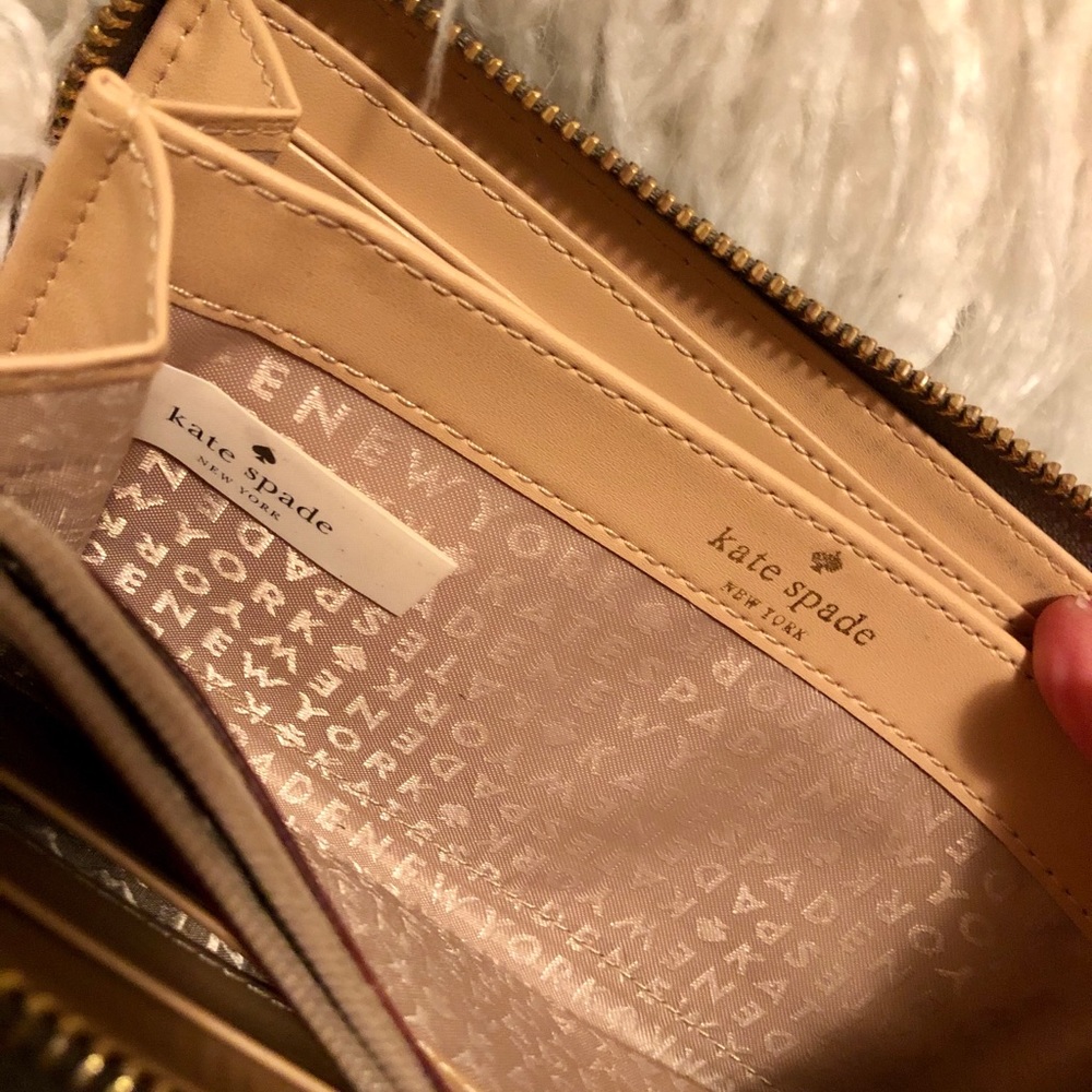 Kate Spade Wallet - Picture 2 of 7